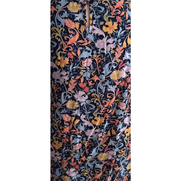 Christopher & Banks Medium Sleeveless V Neck Wrap Shirt Floral Rayon - Picture 7 of 9